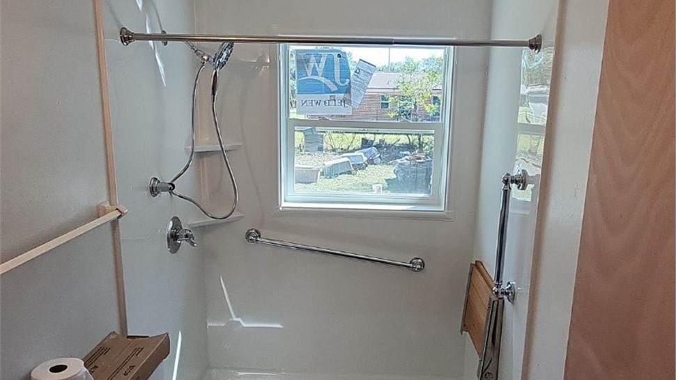 Tubs & Showers Project in Pensacola, FL by Hometown Contractors, Inc.