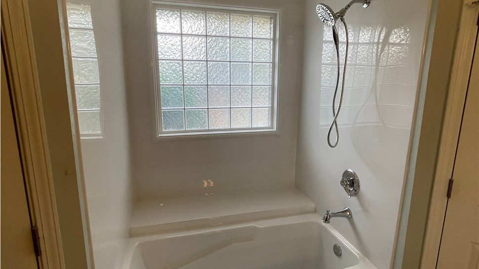 Tubs & Showers Project in Milton, FL by Hometown Contractors, Inc.