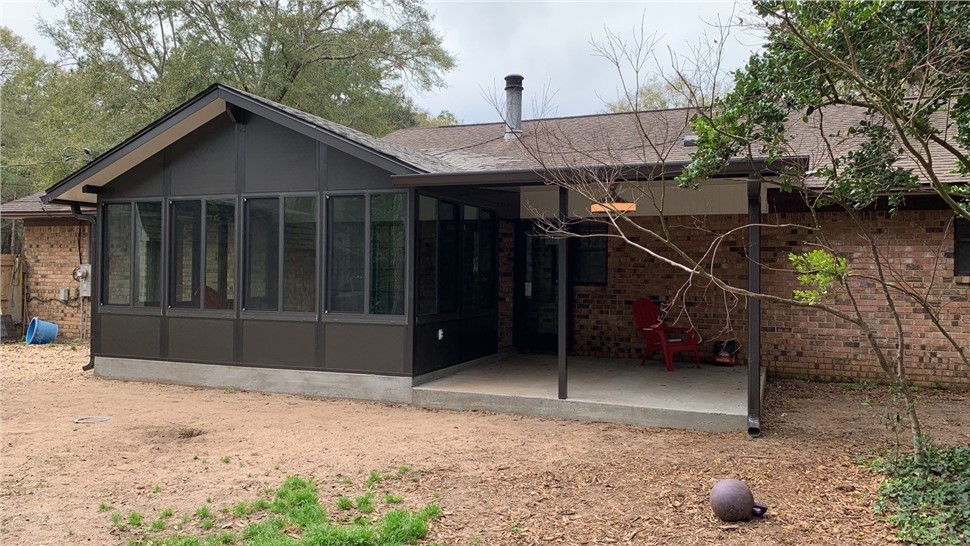 Sunrooms & Enclosures Project in Milton, FL by Hometown Contractors, Inc.