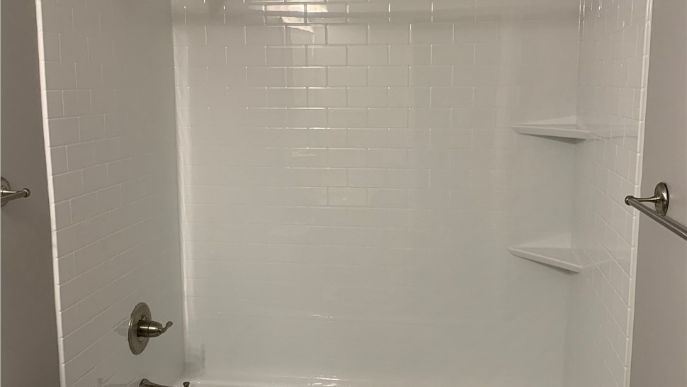 Tubs & Showers, Tubs & Showers Project in Milton, FL by Hometown Contractors, Inc.