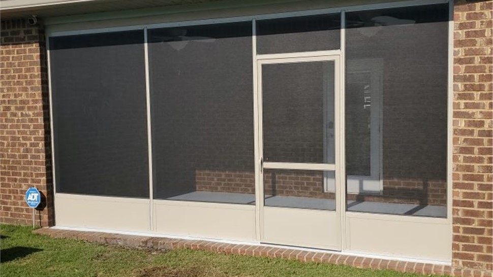 Sunrooms & Enclosures Project in Freeport, FL by Hometown Contractors, Inc.