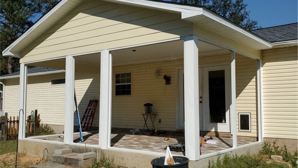Sunrooms & Enclosures Project in Navarre, FL by Hometown Contractors, Inc.