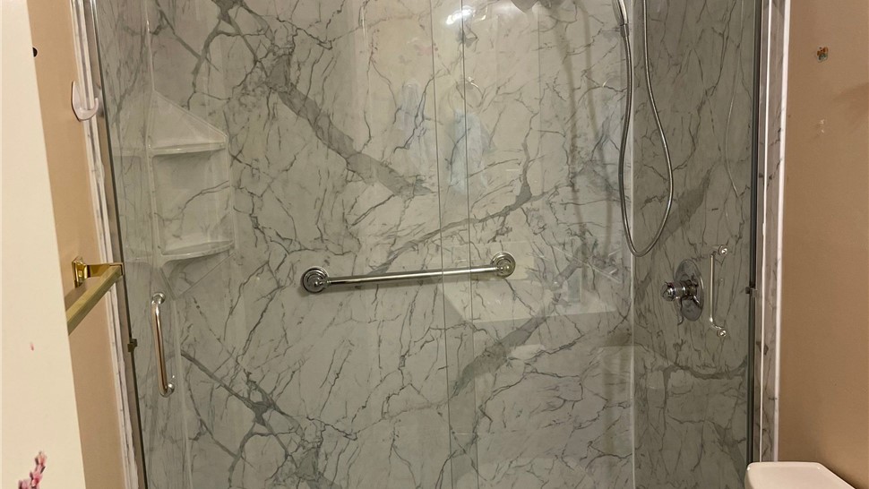 Tubs & Showers, Tubs & Showers Project in Pensacola, FL by Hometown Contractors, Inc.
