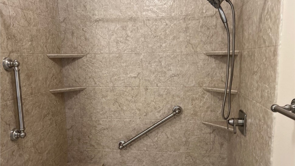 Tubs & Showers, Tubs & Showers Project in Milton, FL by Hometown Contractors, Inc.