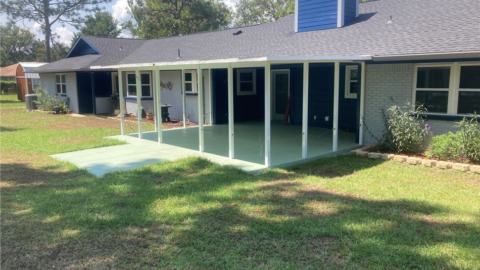 Sunrooms & Enclosures Project in Navarre, FL by Hometown Contractors, Inc.