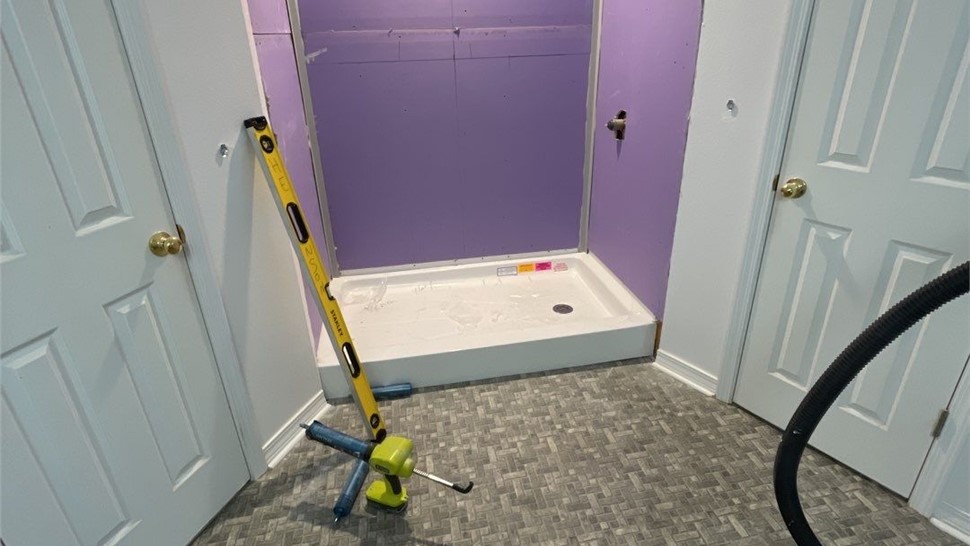 Tubs & Showers, Tubs & Showers Project in Milton, FL by Hometown Contractors, Inc.