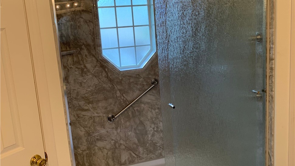 Tubs & Showers, Tubs & Showers Project in Pensacola, FL by Hometown Contractors, Inc.