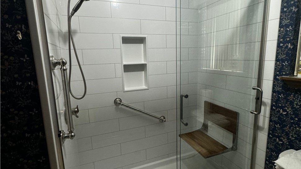 Tubs & Showers Project in Tallahassee, FL by Hometown Contractors, Inc.