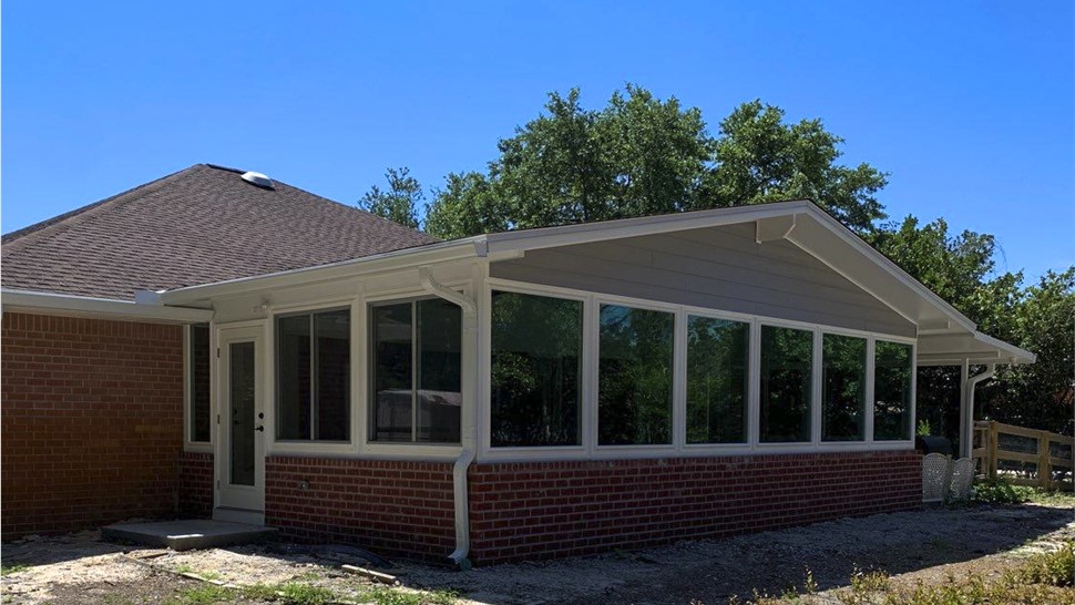 Sunrooms & Enclosures Project in Navarre, FL by Hometown Contractors, Inc.