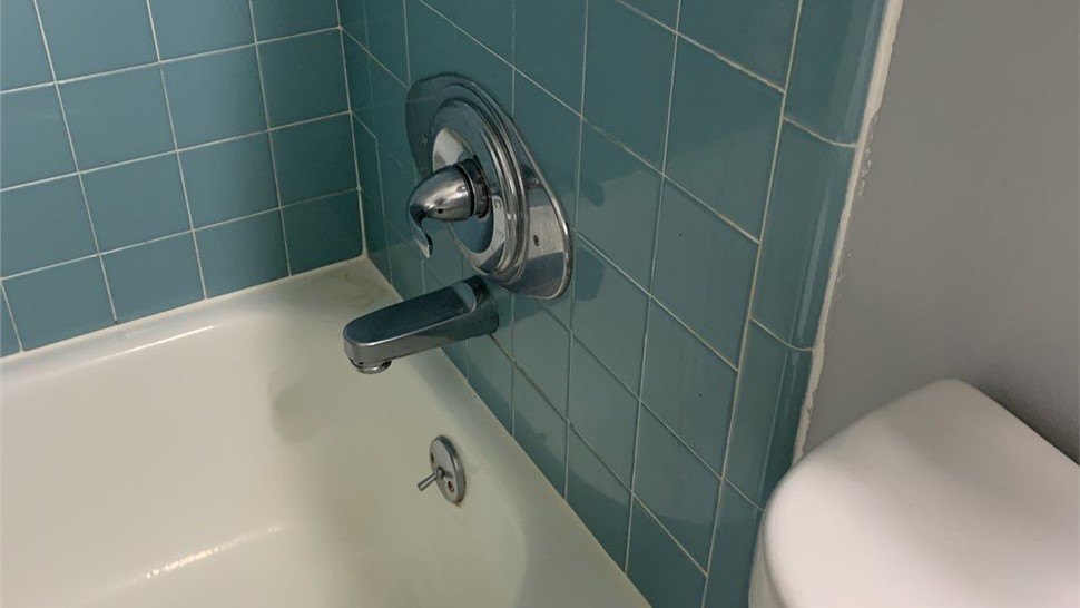 Tubs & Showers, Tubs & Showers Project in Pensacola, FL by Hometown Contractors, Inc.