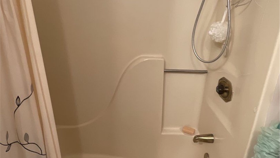 Tubs & Showers, Tubs & Showers Project in Fort Walton Beach, FL by Hometown Contractors, Inc.