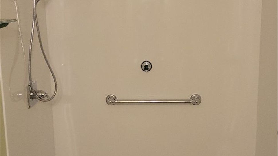 Tubs & Showers, Tubs & Showers Project in Milton, FL by Hometown Contractors, Inc.