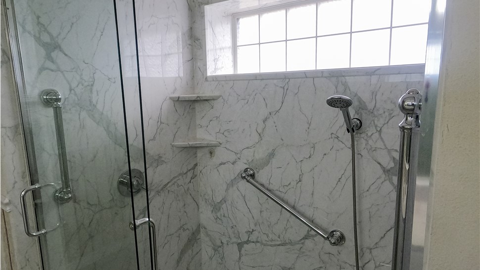 Tubs & Showers Project in Navarre, FL by Hometown Contractors, Inc.