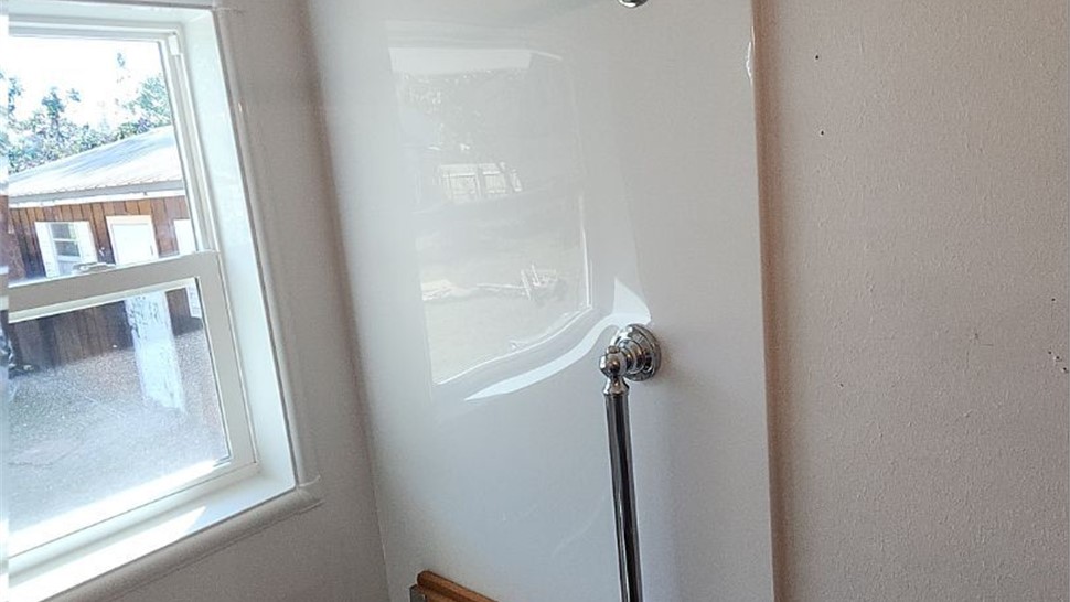 Tubs & Showers Project in Pensacola, FL by Hometown Contractors, Inc.