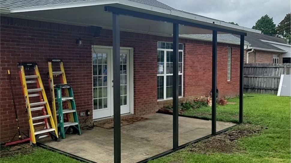 Sunrooms & Enclosures Project in Niceville, FL by Hometown Contractors, Inc.