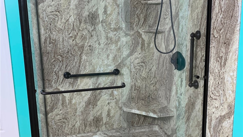 Tubs & Showers, Tubs & Showers Project in Milton, FL by Hometown Contractors, Inc.