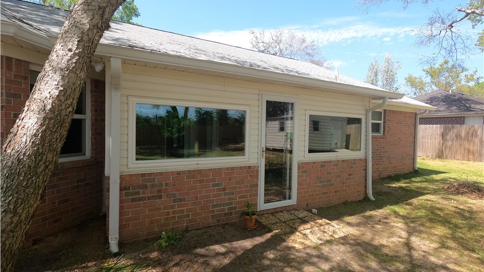 Windows & Doors Project in Milton, FL by Hometown Contractors, Inc.