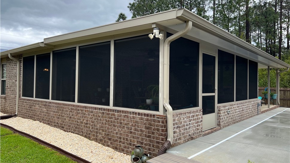Sunrooms & Enclosures Project in Navarre, FL by Hometown Contractors, Inc.
