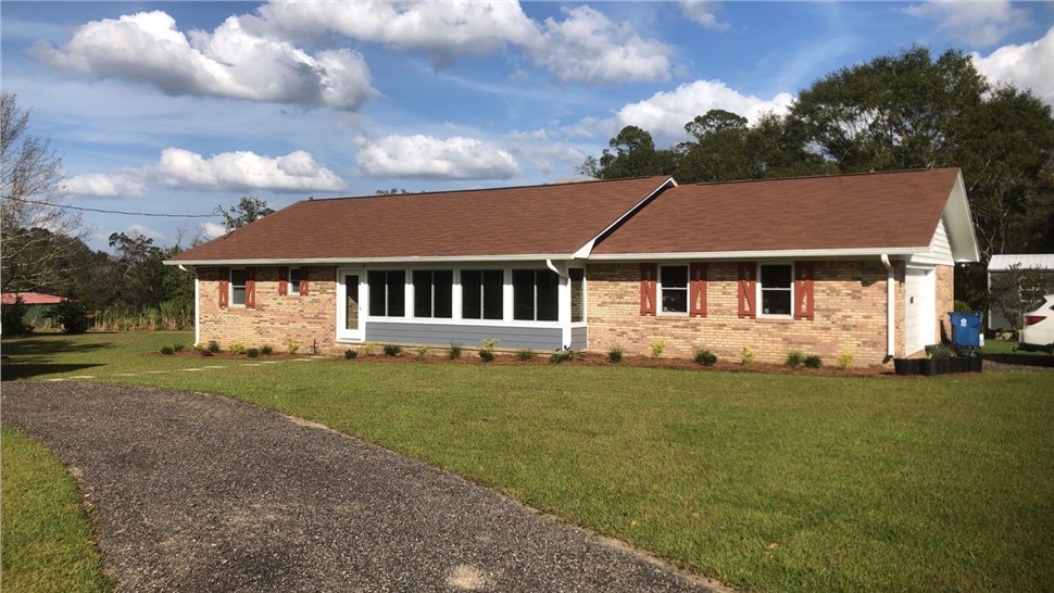 Sunrooms & Enclosures Project in Atmore, AL by Hometown Contractors, Inc.