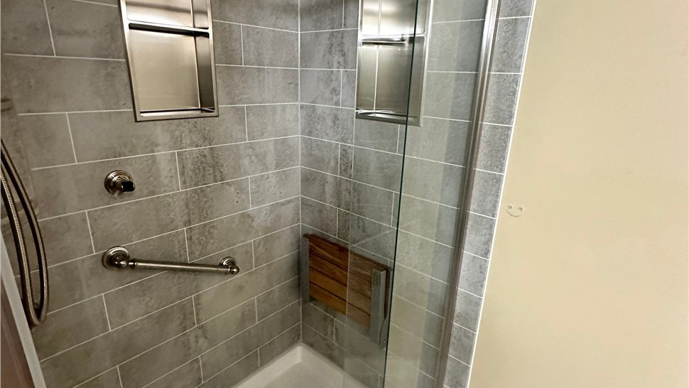 Tubs & Showers Project in Fort Walton Beach, FL by Hometown Contractors, Inc.