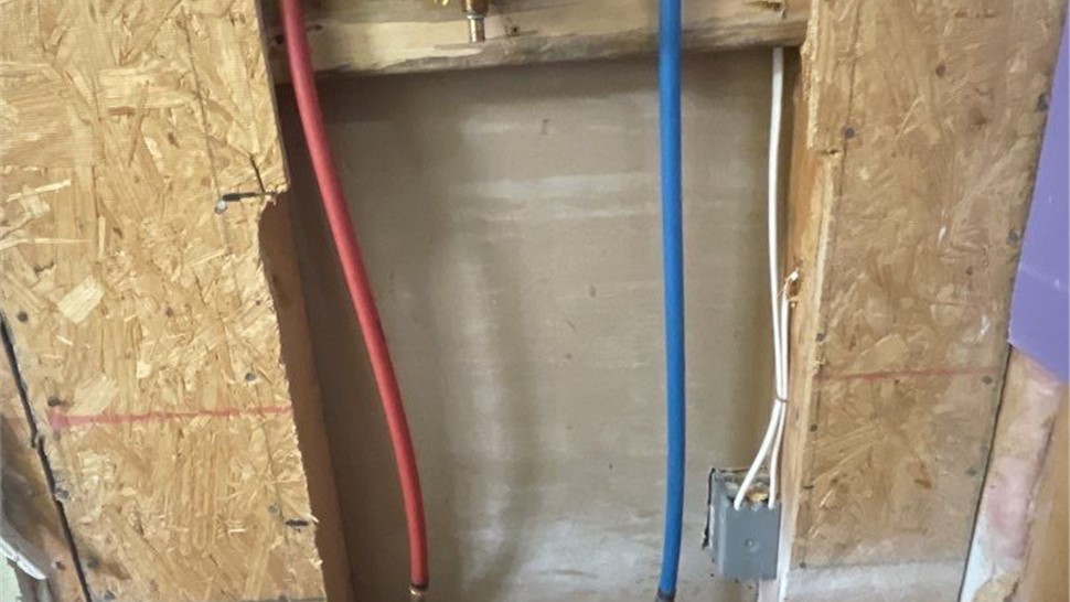 Tubs & Showers, Tubs & Showers Project in Cantonment, FL by Hometown Contractors, Inc.