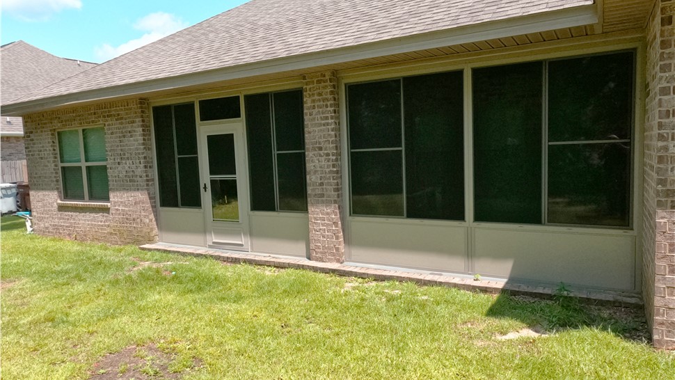 Sunrooms & Enclosures Project in Milton, FL by Hometown Contractors, Inc.