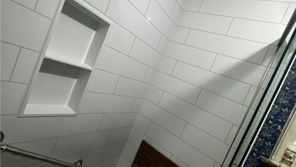 Tubs & Showers Project in Tallahassee, FL by Hometown Contractors, Inc.