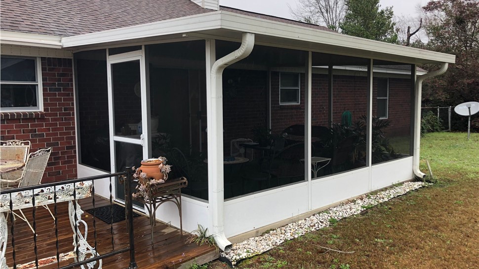 Sunrooms & Enclosures Project in Milton, FL by Hometown Contractors, Inc.