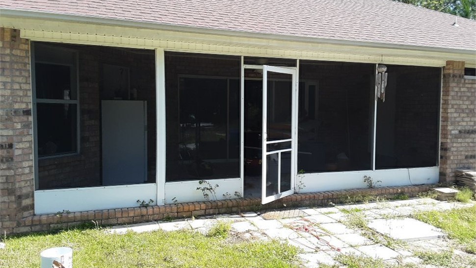 Sunrooms & Enclosures Project in Navarre, FL by Hometown Contractors, Inc.