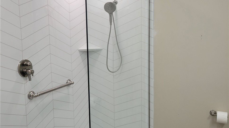 Tubs & Showers Project in Crestview, FL by Hometown Contractors, Inc.