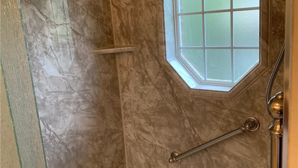 Tubs & Showers, Tubs & Showers Project in Pensacola, FL by Hometown Contractors, Inc.