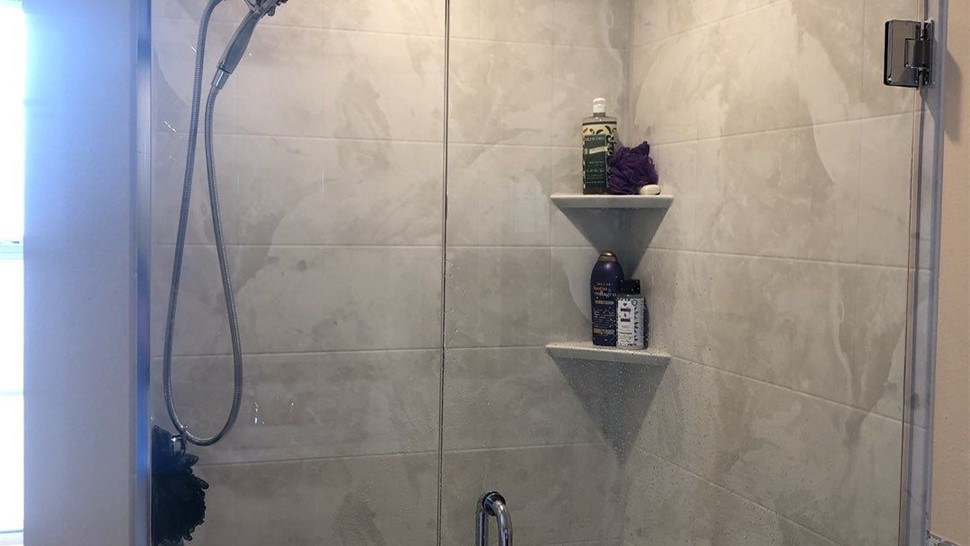 Tubs & Showers, Tubs & Showers Project in Navarre, FL by Hometown Contractors, Inc.