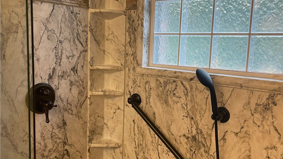 Tubs & Showers, Tubs & Showers Project in Gulf Breeze, FL by Hometown Contractors, Inc.