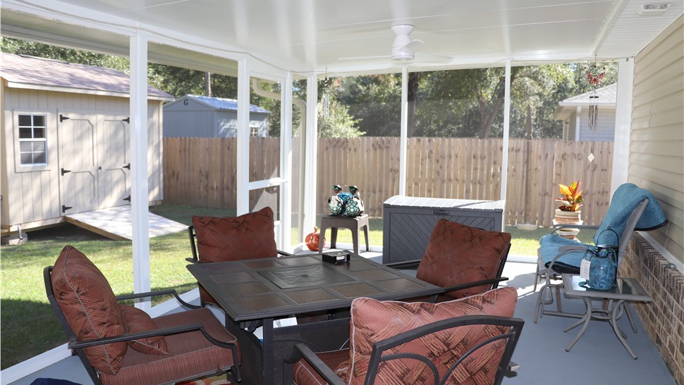 Sunrooms & Enclosures Project in Milton, FL by Hometown Contractors, Inc.