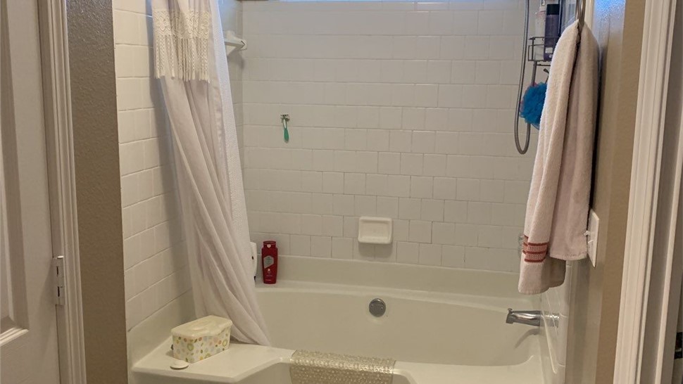 Tubs & Showers, Tubs & Showers Project in Pensacola, FL by Hometown Contractors, Inc.