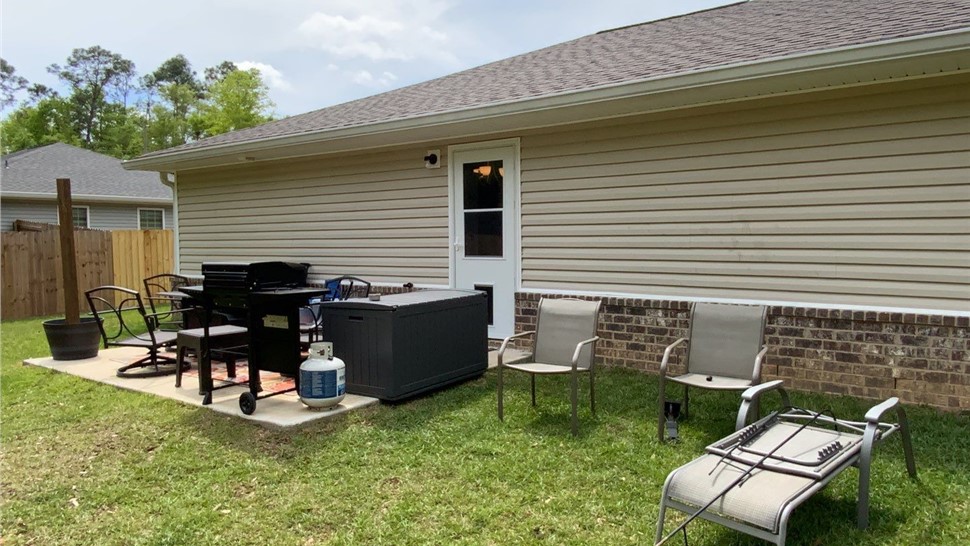 Sunrooms & Enclosures Project in Milton, FL by Hometown Contractors, Inc.