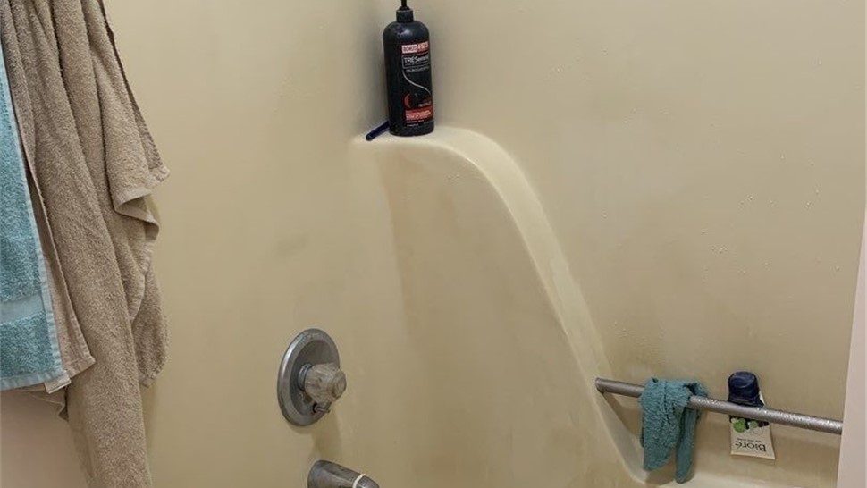 Tubs & Showers, Tubs & Showers Project in Crestview, FL by Hometown Contractors, Inc.