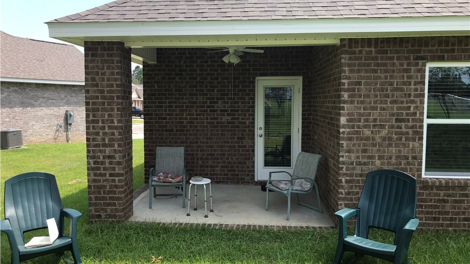 Sunrooms & Enclosures Project in Milton, FL by Hometown Contractors, Inc.