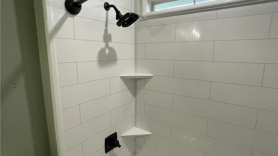 Tubs & Showers Project in Cantonment, FL by Hometown Contractors, Inc.