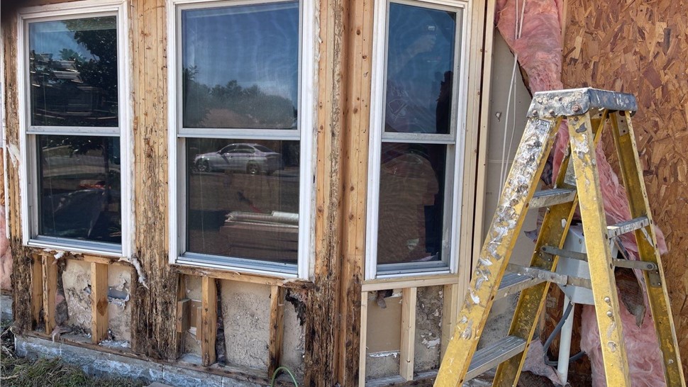 Siding Project in Navarre, FL by Hometown Contractors, Inc.