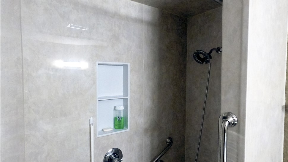 Tubs & Showers, Tubs & Showers Project in Pensacola, FL by Hometown Contractors, Inc.