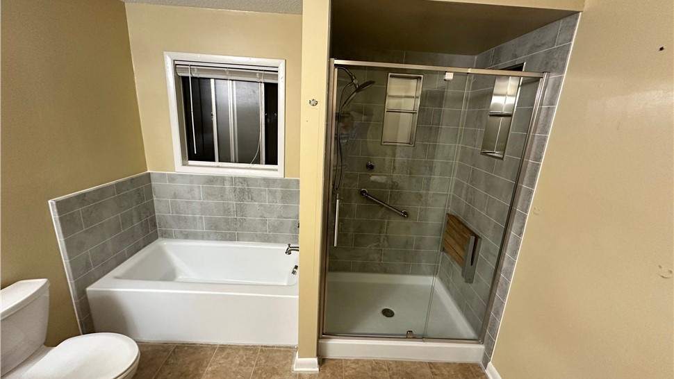 Tubs & Showers Project in Fort Walton Beach, FL by Hometown Contractors, Inc.