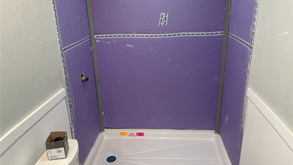 Tubs & Showers, Tubs & Showers Project in Milton, FL by Hometown Contractors, Inc.