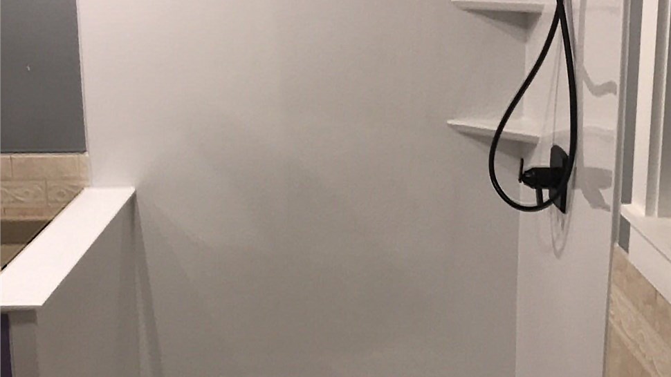 Tubs & Showers, Tubs & Showers Project in Mary Esther, FL by Hometown Contractors, Inc.