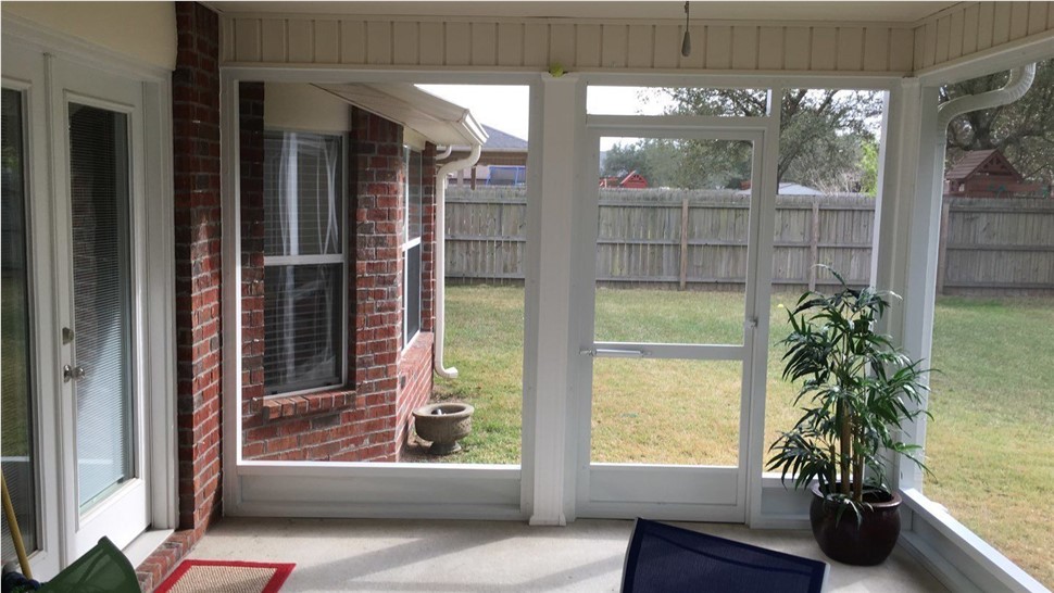 Sunrooms & Enclosures Project in Navarre, FL by Hometown Contractors, Inc.