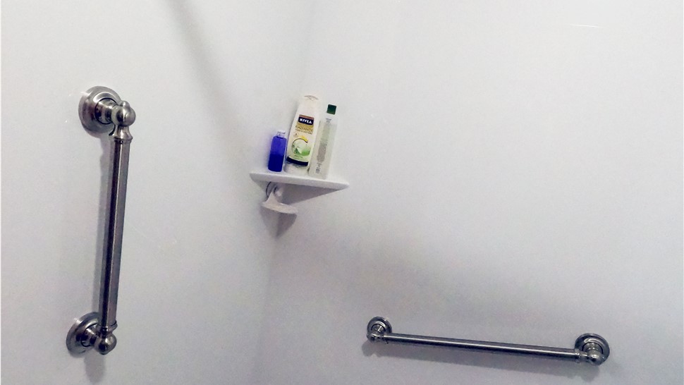 Tubs & Showers Project in Pensacola, FL by Hometown Contractors, Inc.