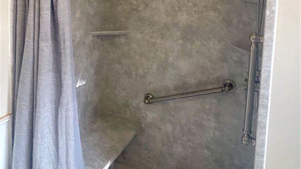 Tubs & Showers Project in Brewton, AL by Hometown Contractors, Inc.