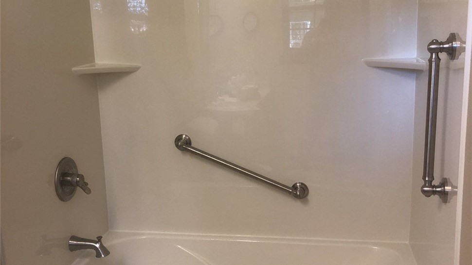 Tubs & Showers, Tubs & Showers Project in Jay, FL by Hometown Contractors, Inc.