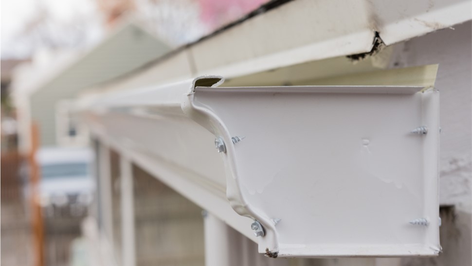 Seamless Gutters Photo 1