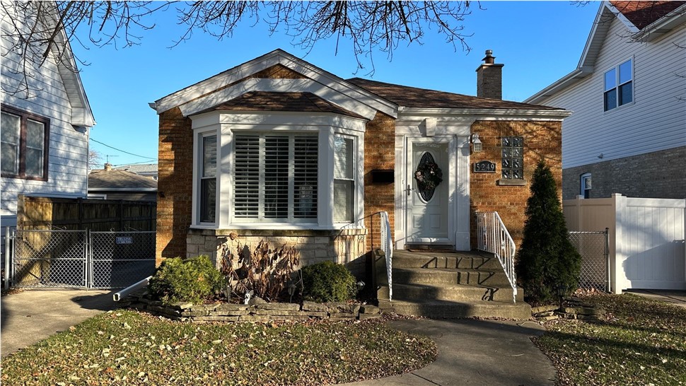 Gutters, Roofing Project in Chicago, IL by Horizon Restoration